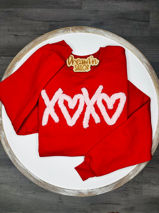 XOXO yarn embroidery